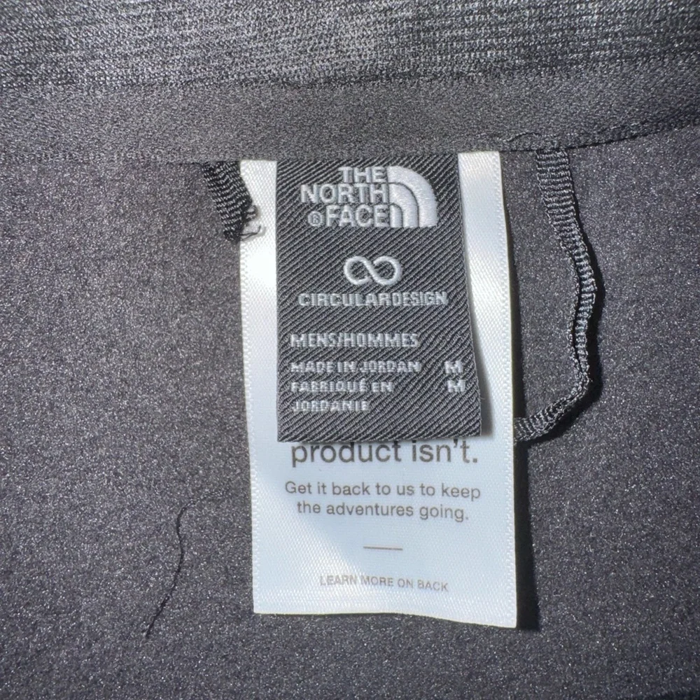 The North Face Men's Black Half-Zip Fleece Pullover